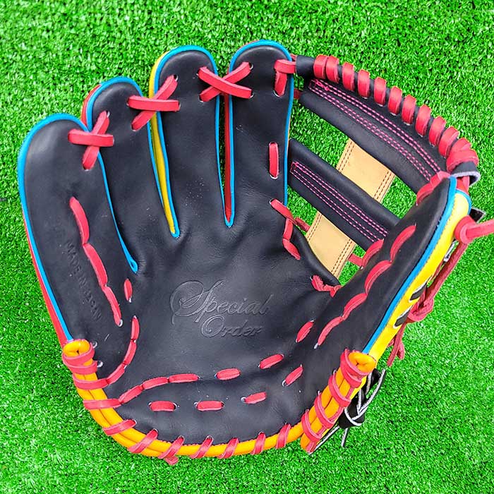 ベースマン　左投げ　外野用　オーダーグローブ　赤✖️キャメル 即日出荷 左投げ 1点物 ベースマン 野球用 軟式用 グラブ 内野用 余り